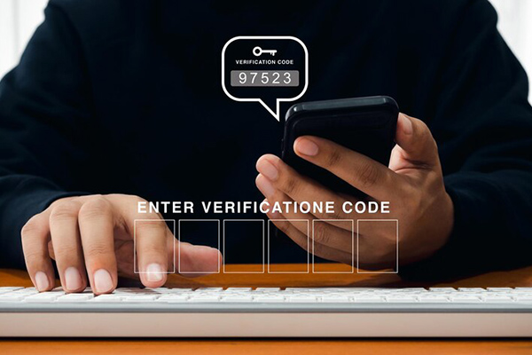 کد اعتبارسنجی چیست؟ نحوه ارسال verification code و کاربردهای آن
